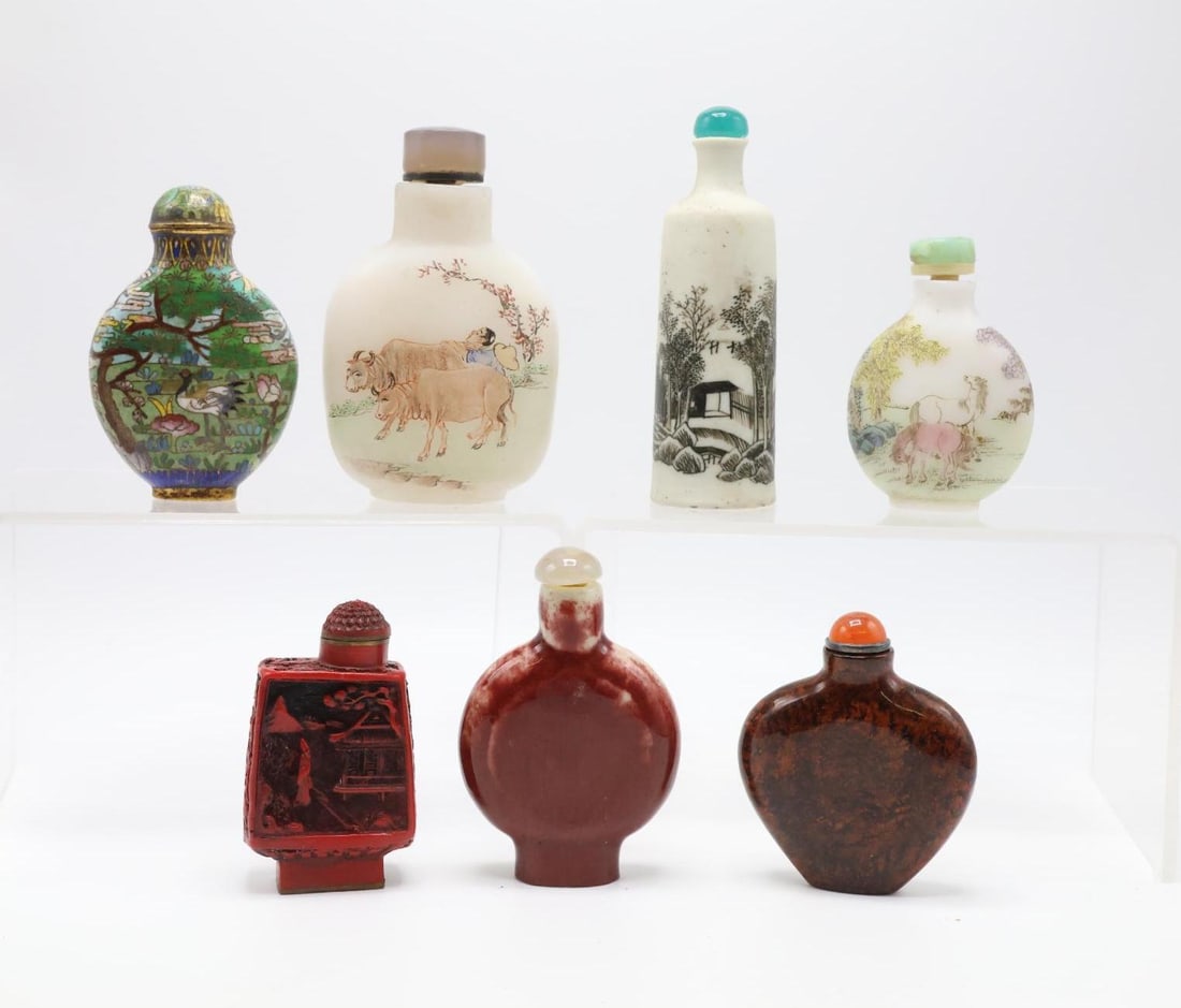 Snuff Bottles (1 of 20)