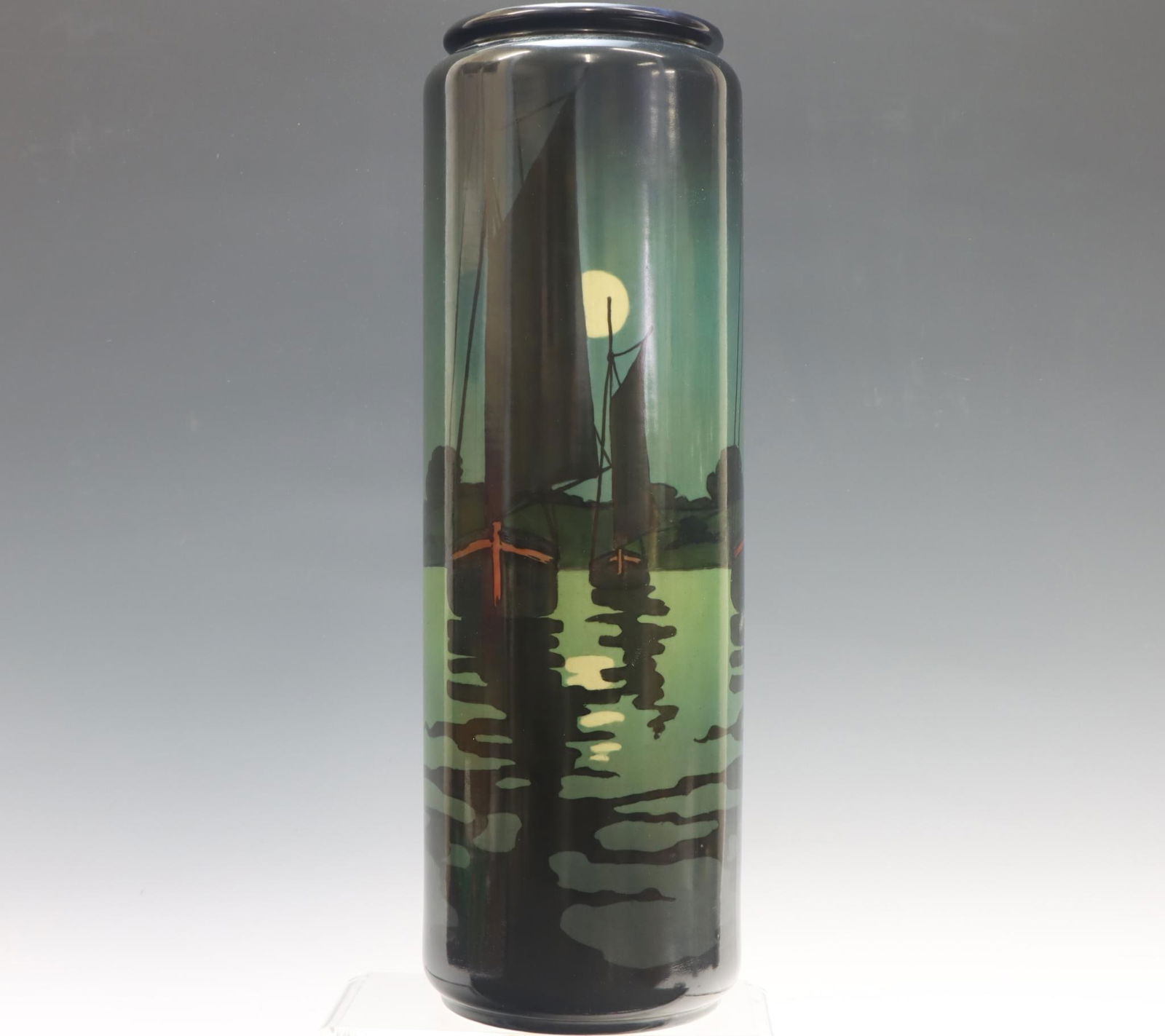 Willets Belleek Porcelain Vase (1 of 5)