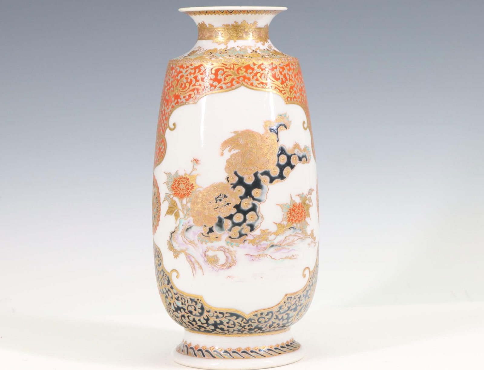 Japanese Kutani Porcelain Vase (1 of 11)
