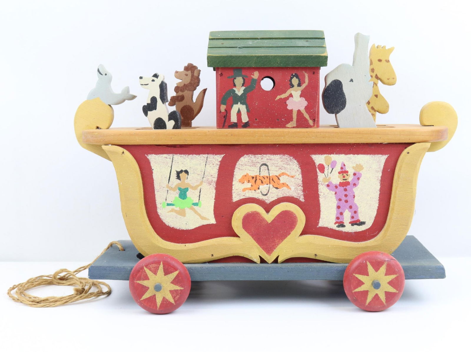 Folk Art Noah's Ark Toy (1 of 12)