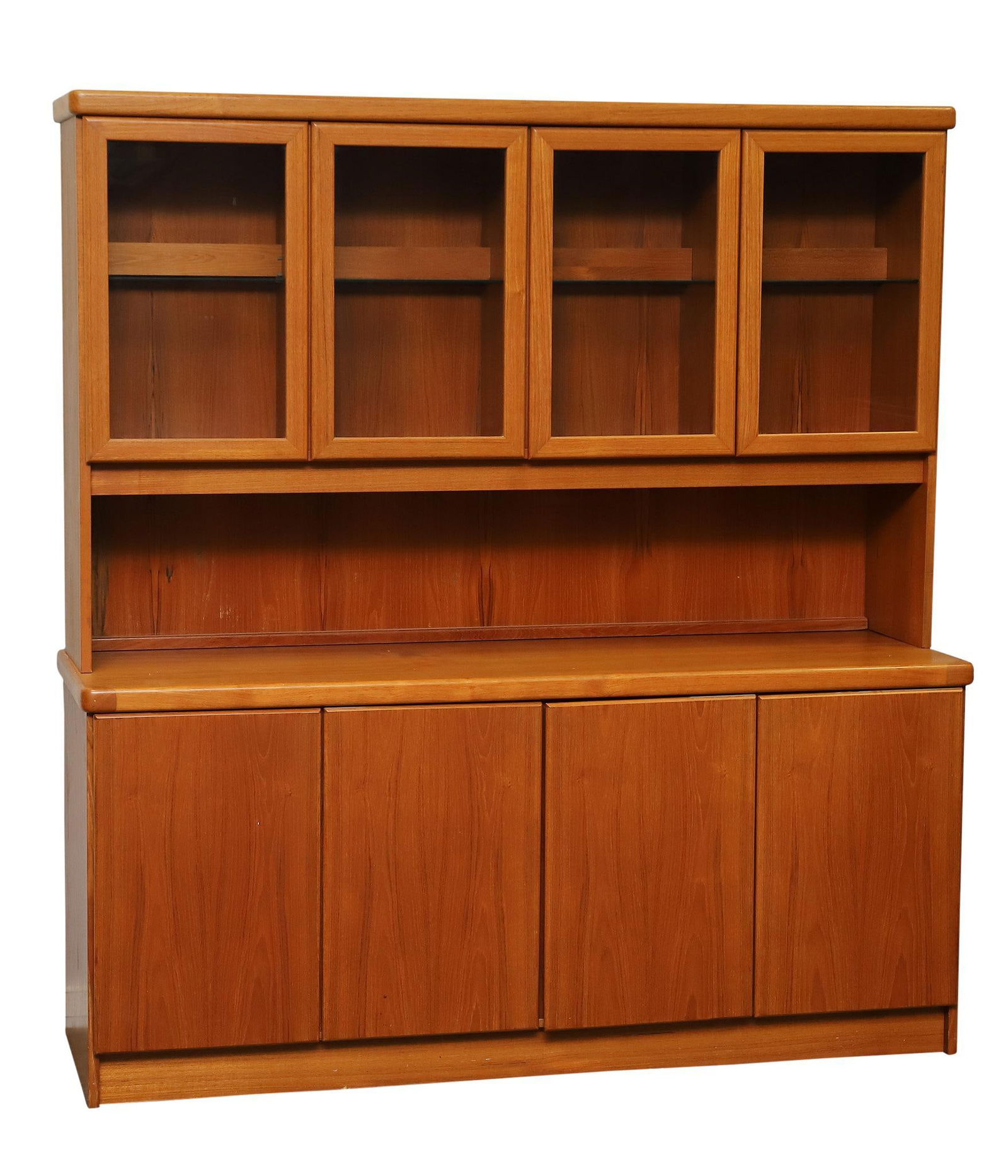 Christin Linneberg Sideboard and Hutch (1 of 11)