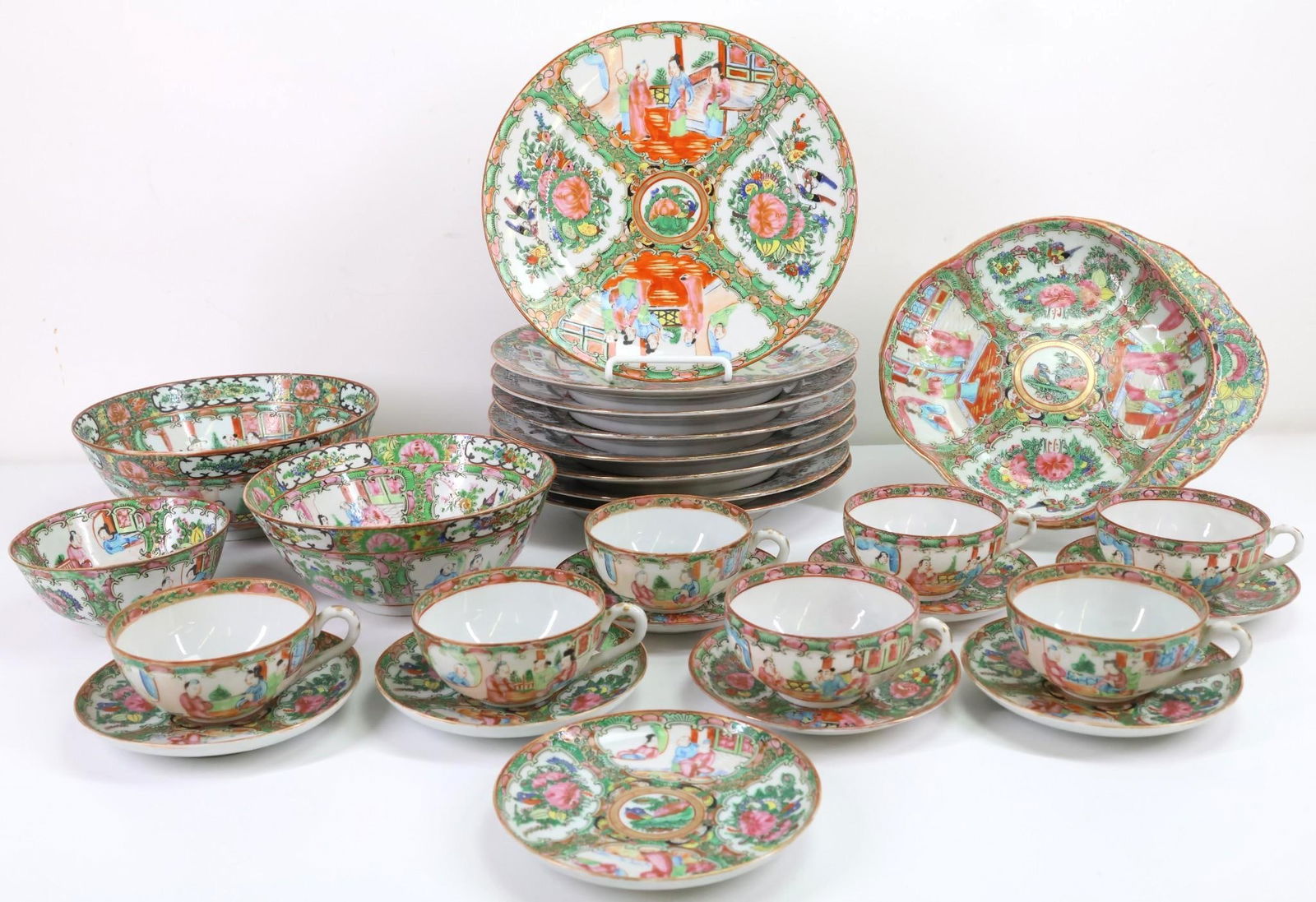Chinese Rose Medallion Porcelain Wares (1 of 20)