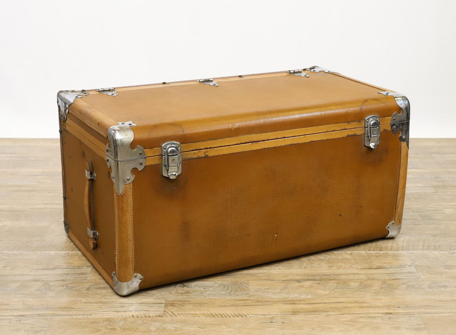 Packard Automobile Travel Truck (1 of 20)