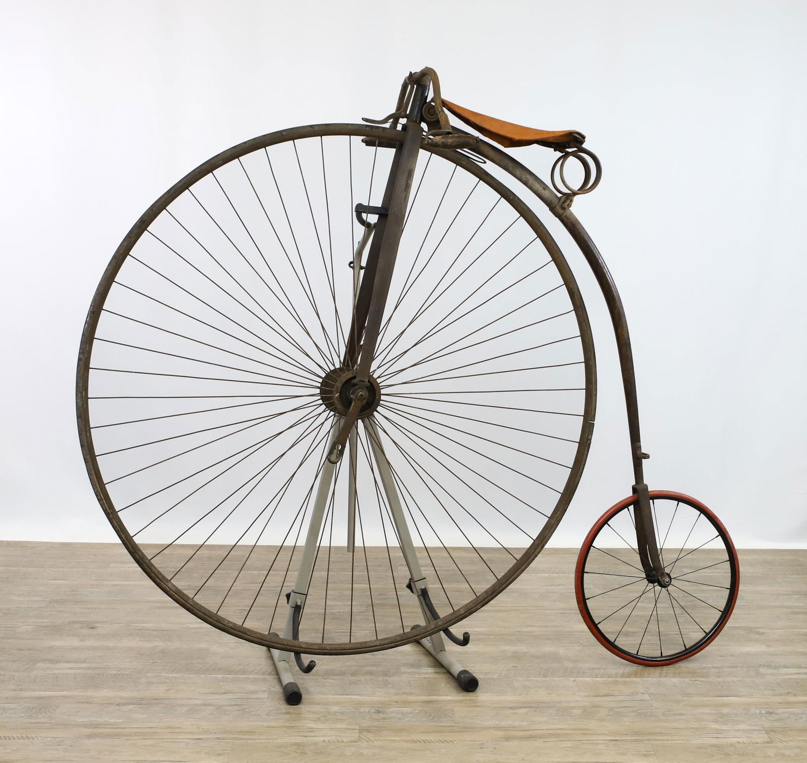 Pope Columbia High Wheel Bicycle (1 of 20)