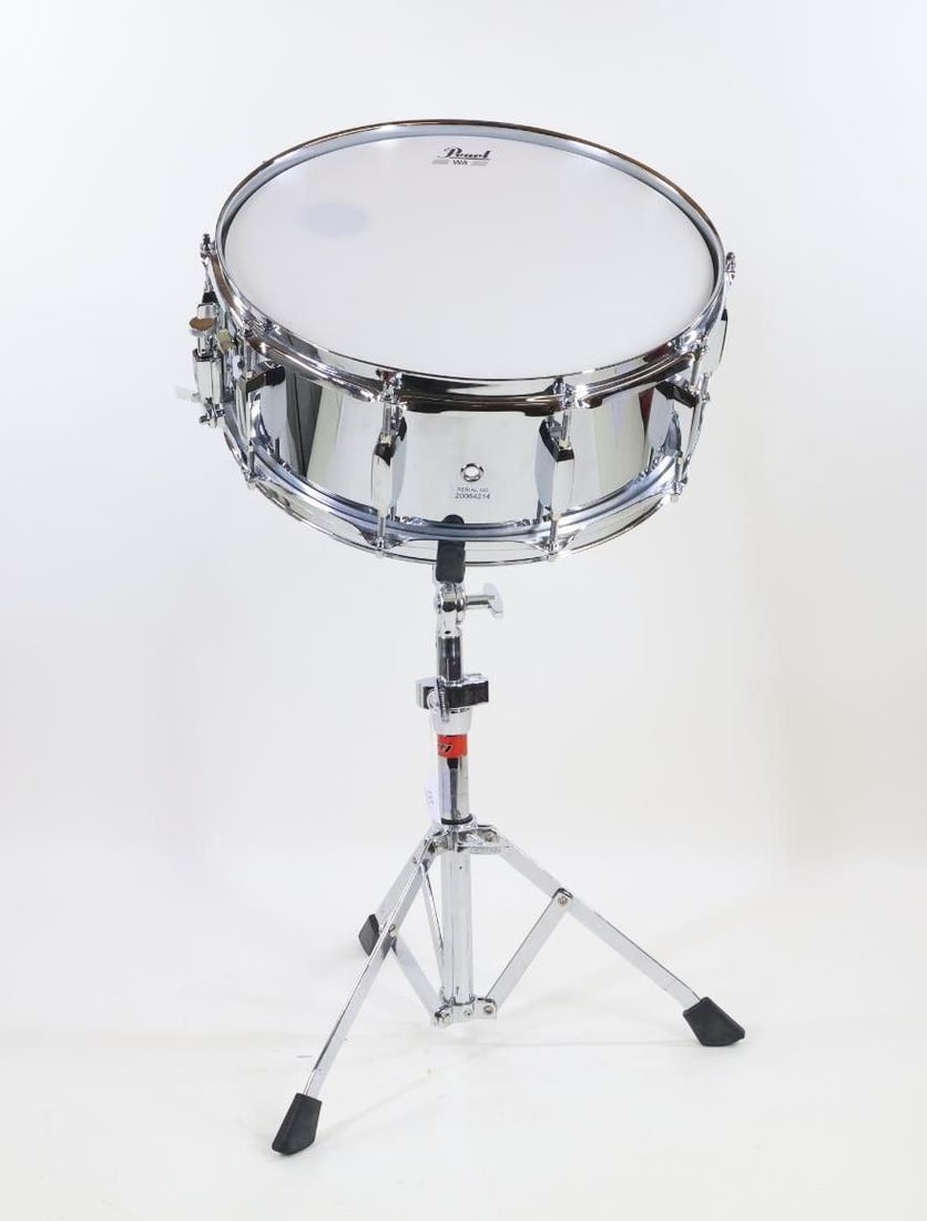Pearl Steel Snare Drum (1 of 10)