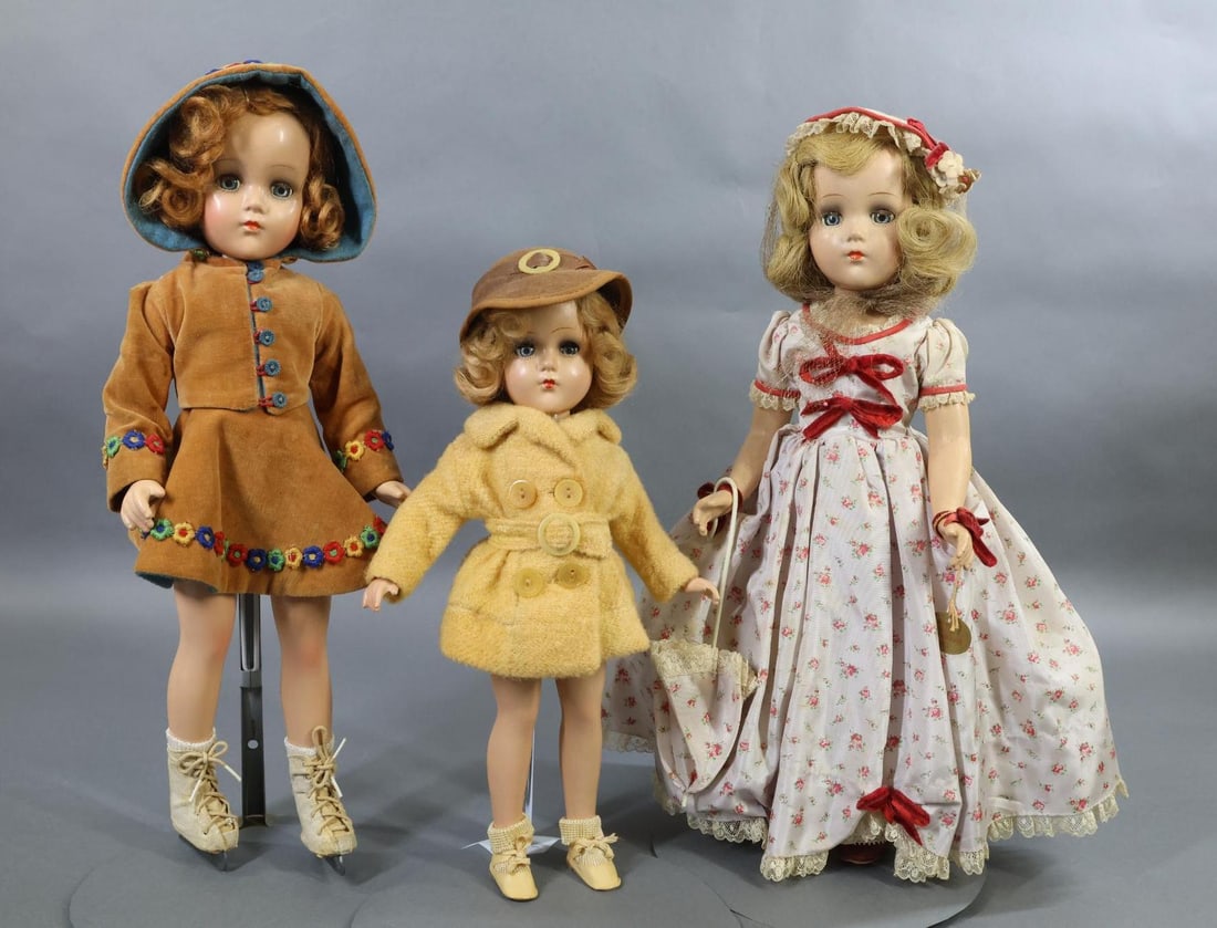 R & B DOLLS. (1 of 20)