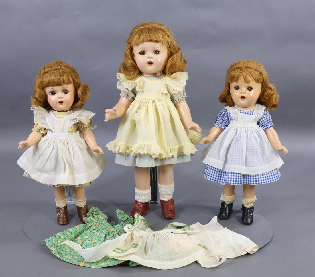 COMPOSITION DOLLS. (1 of 16)