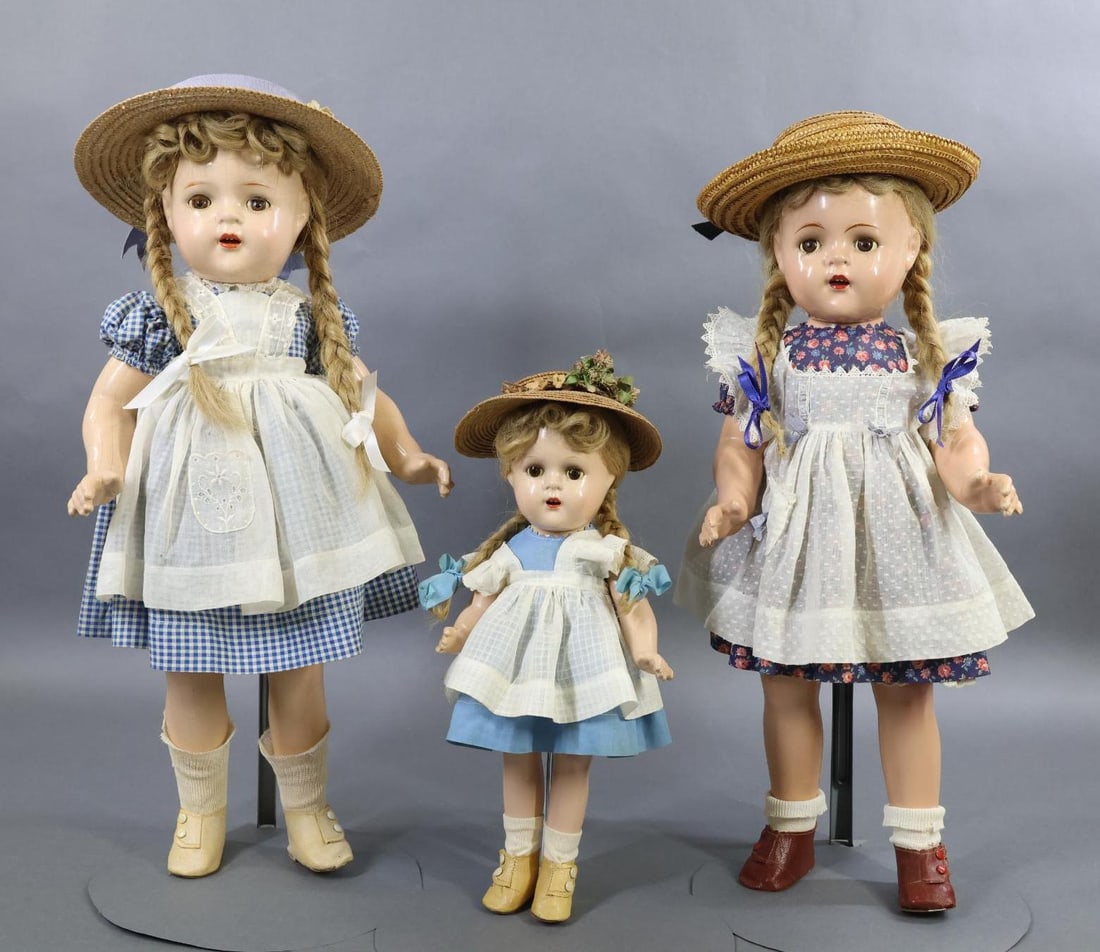 COMPOSITION DOLLS. (1 of 20)