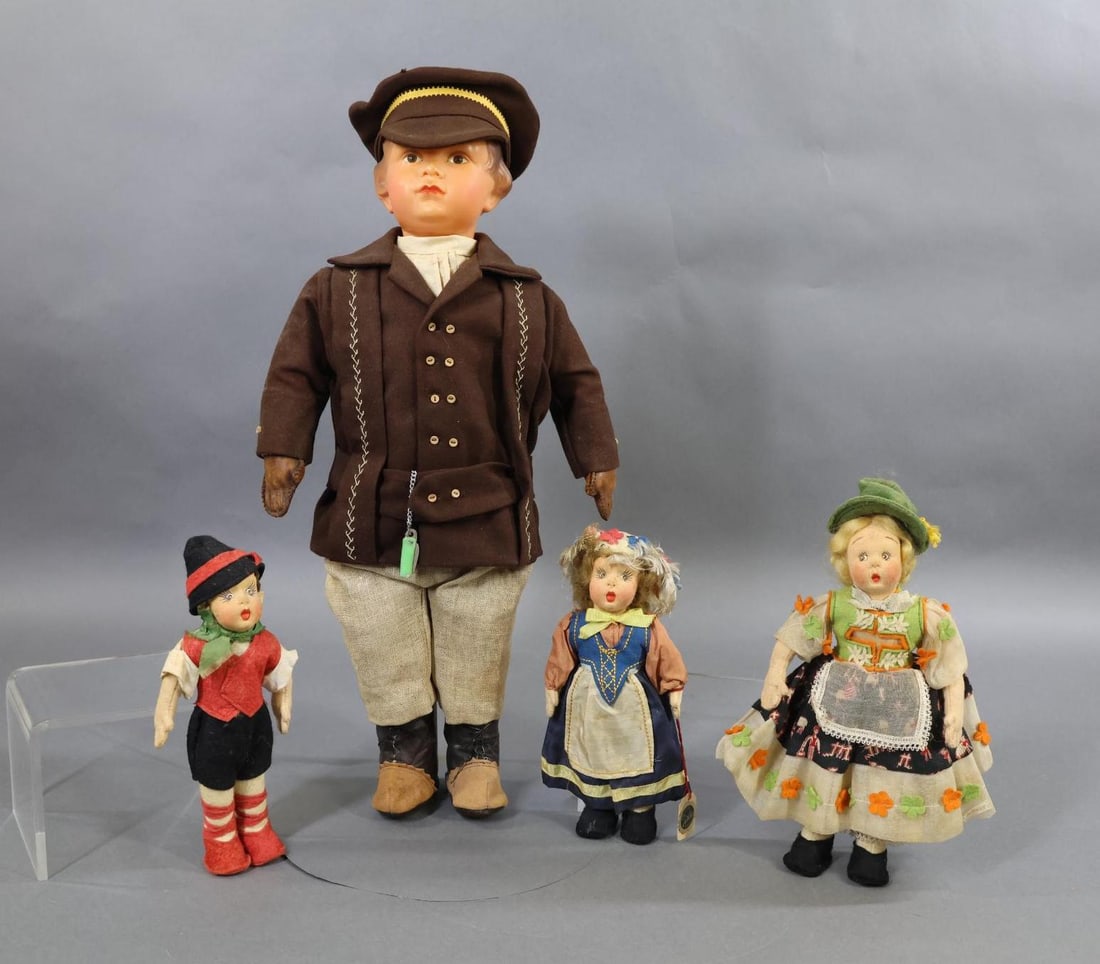 CELLULOID & CLOTH DOLLS. (1 of 12)