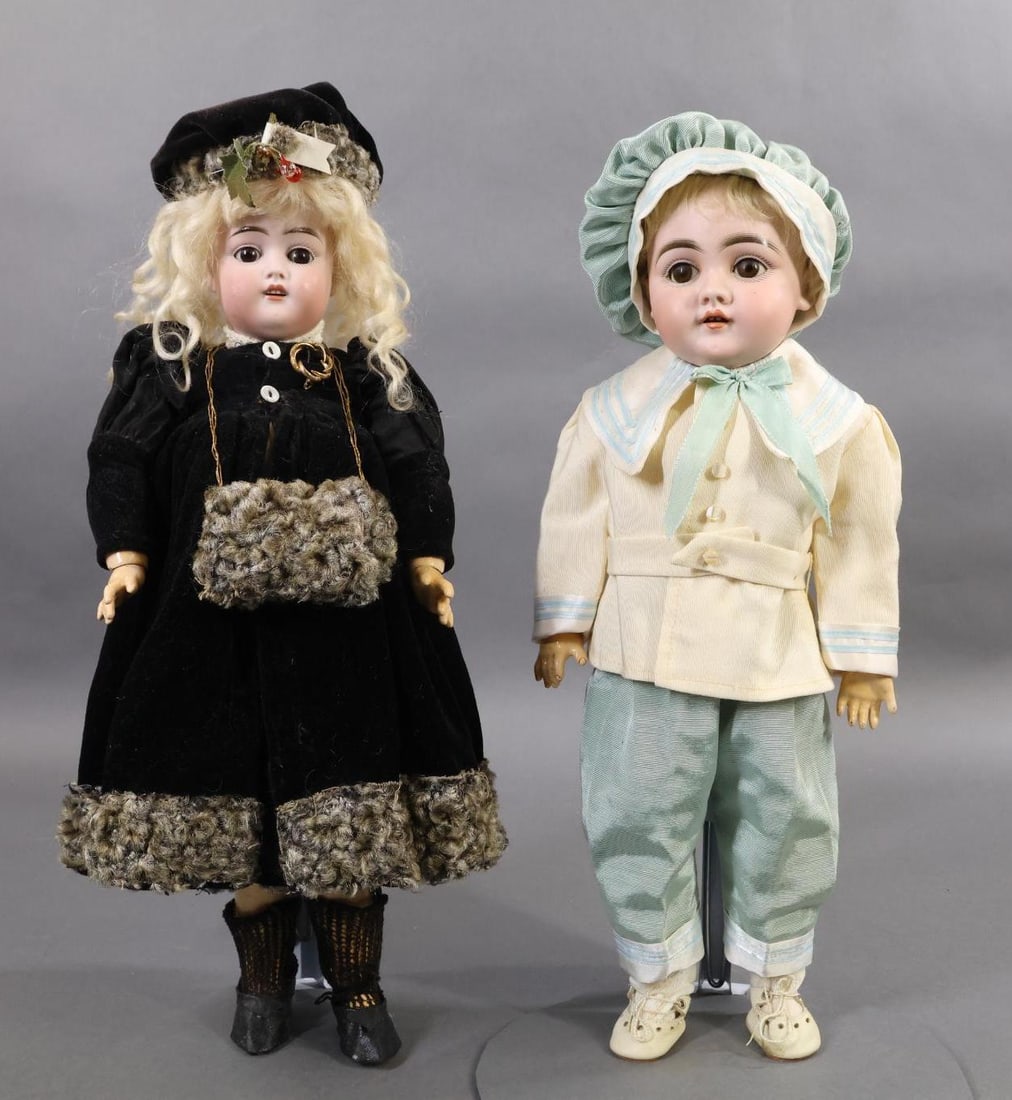 GERMAN BISQUE DOLLS. (1 of 15)