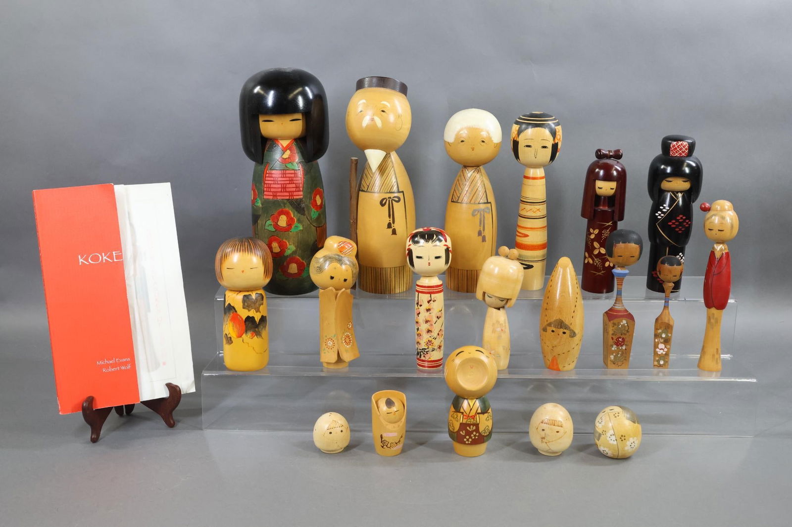 KOKESKI DOLLS. (1 of 20)