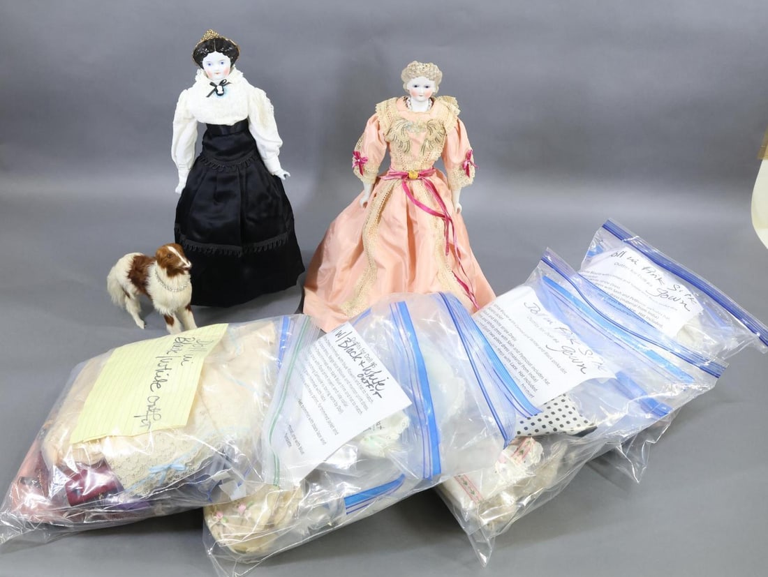 CHINA DOLLS. (1 of 17)