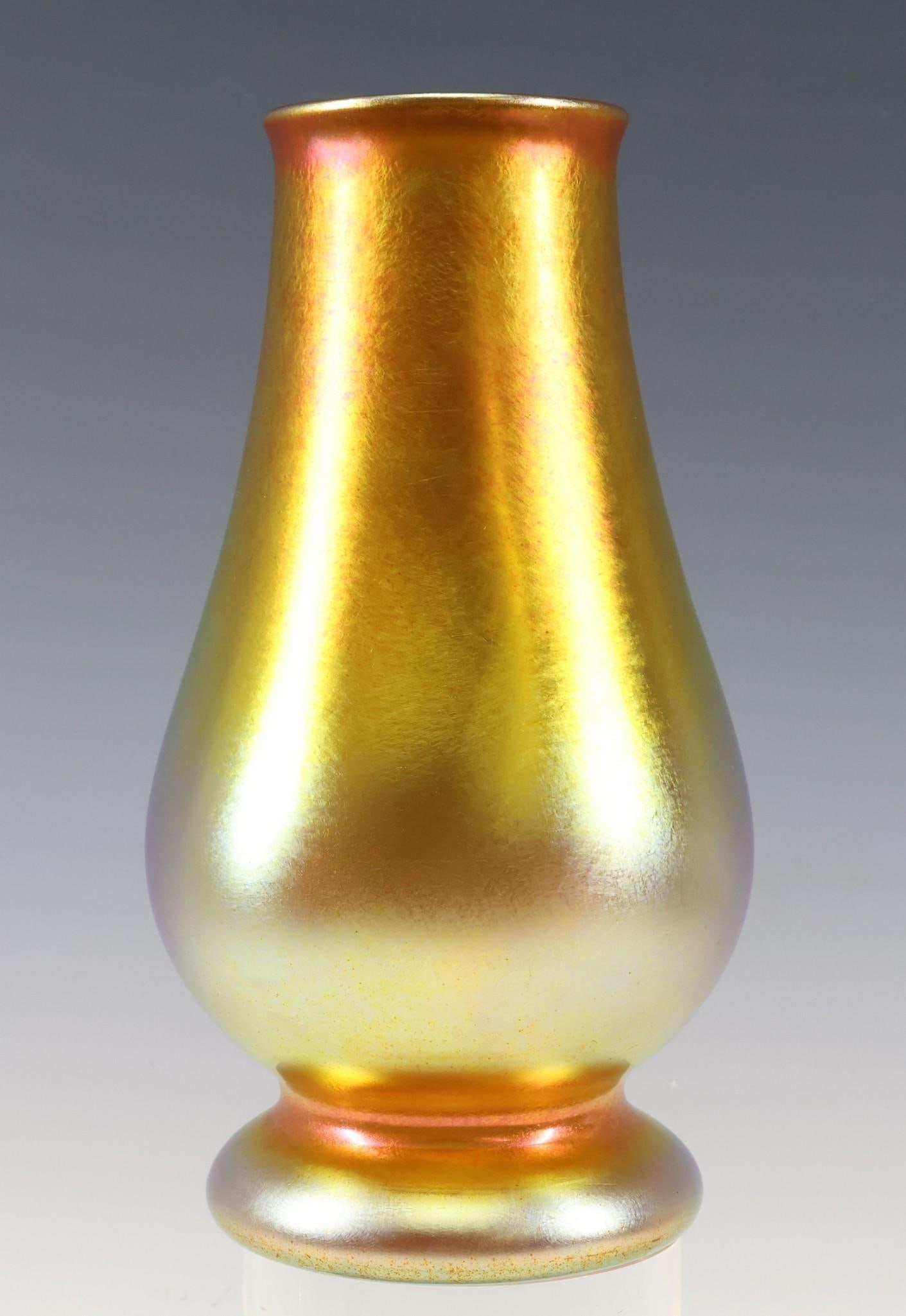 Durand Glass Gold Luster Vase (1 of 7)