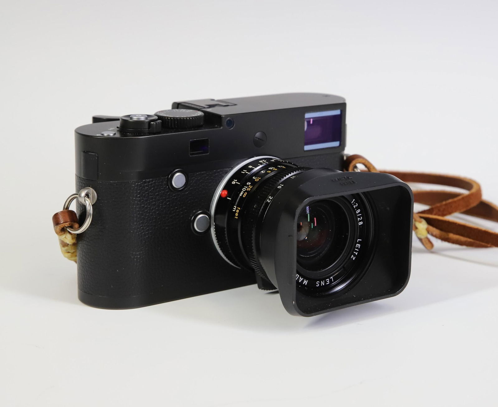 Leica M 246 Monochrom Camera with 28mm f/2.8 Lens (1 of 18)