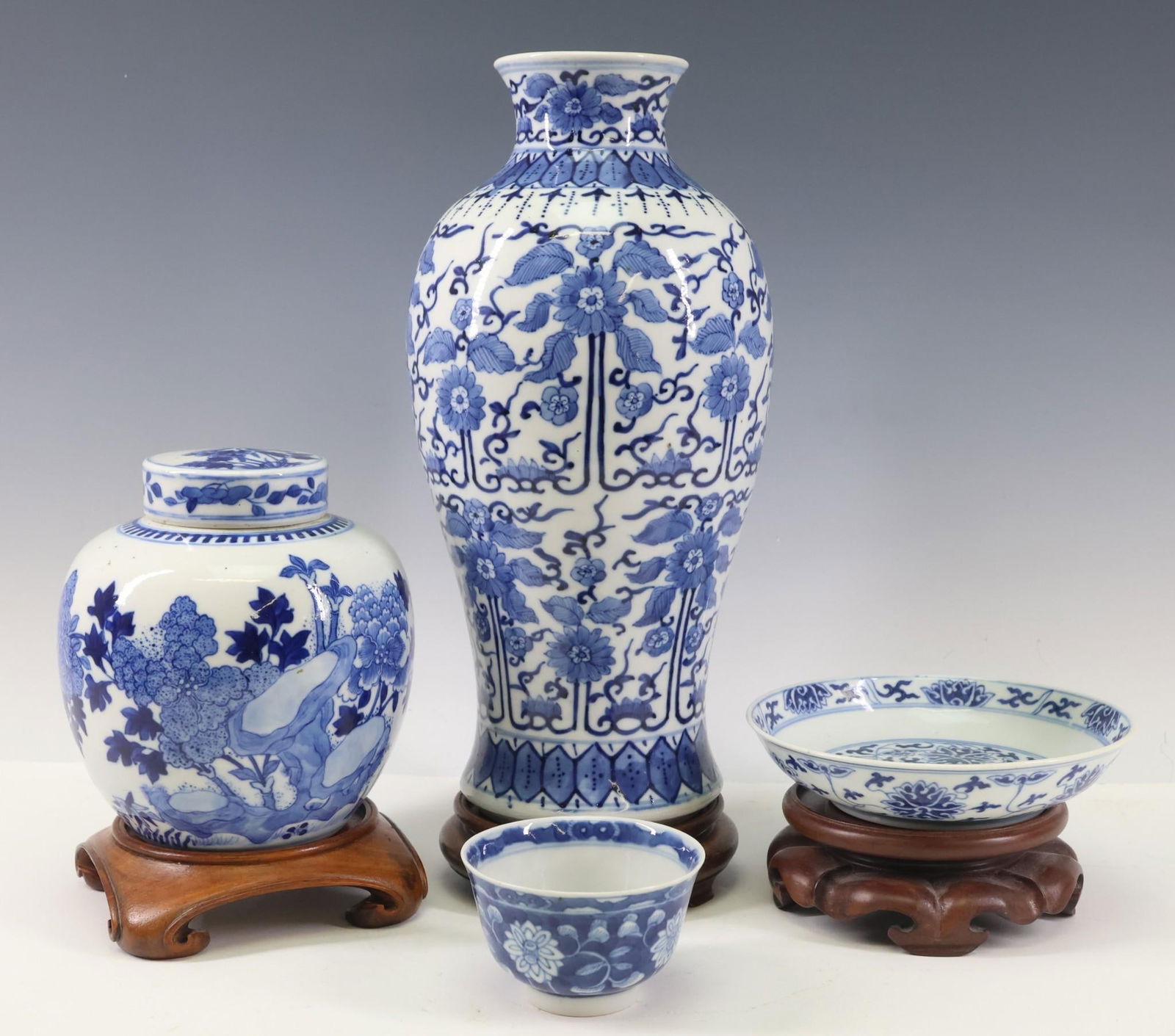 Chinese Blue and White Porcelain (1 of 17)