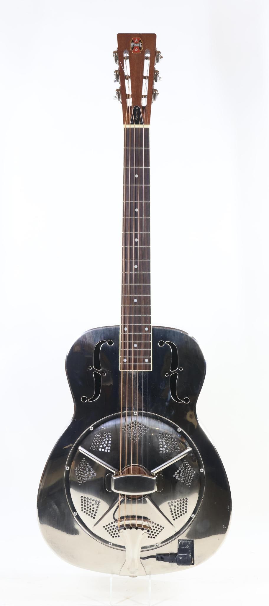 Republic Resonator Guitar (1 of 13)