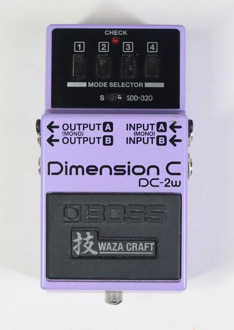 Boss DC200 Chorus Pedal (1 of 7)