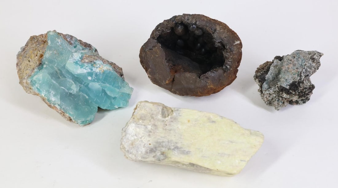 Mineral Specimens (1 of 13)