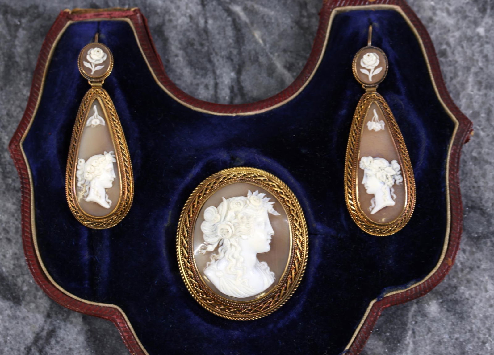 Antique 14k YG Cameo Suite (1 of 9)