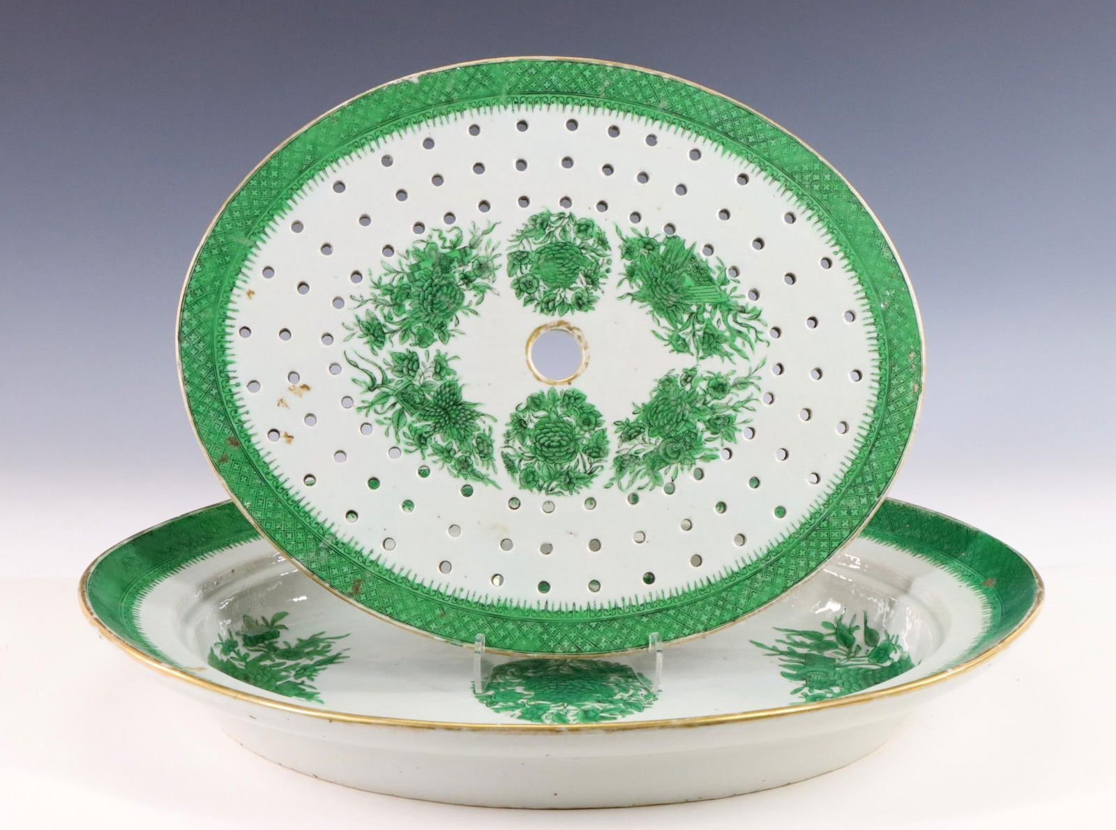 Chinese Export Porcelain Green Fitzhugh Platter and Mazarin (1 of 9)