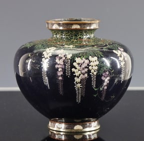 Inaba Nanaho / Kinunken Japanese Cloisonne Vase