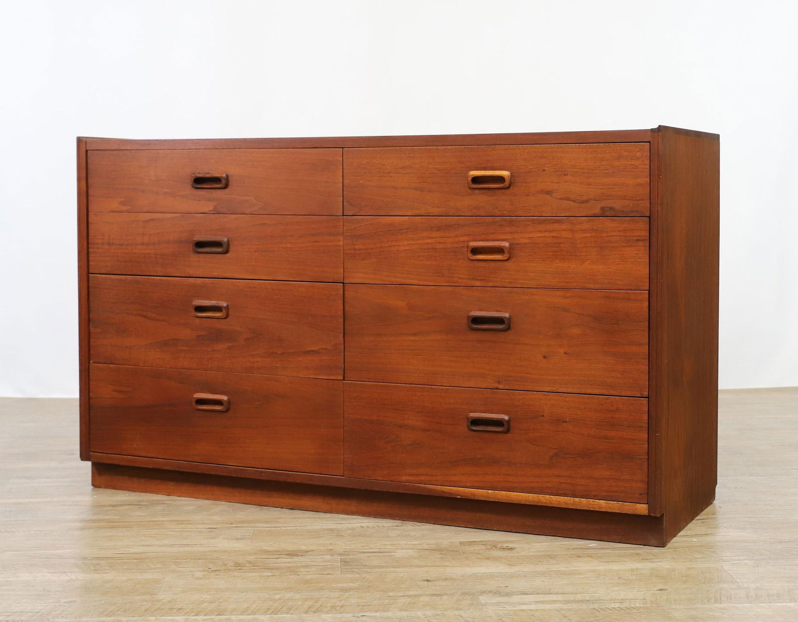 Jack Cartwright for Founders Dresser (1 of 9)