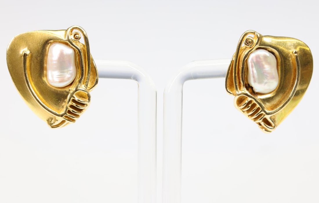 18K Demaret Mabe Pearl Earrings (1 of 8)