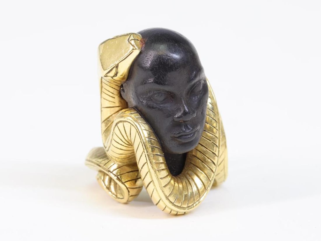 18k YG Ebony Ring (1 of 7)