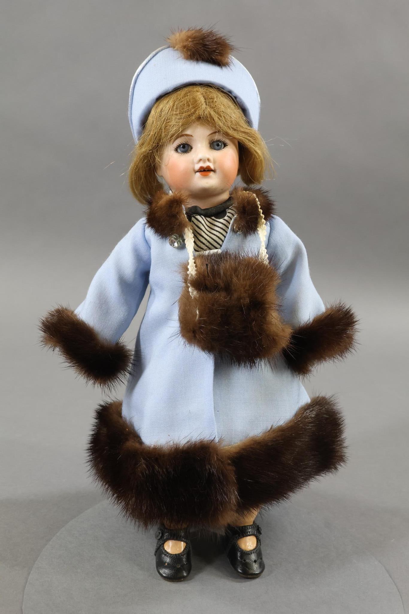 FRENCH BISQUE DOLLS.: 10 1/2" UNIS FRANCE (in oval symbol) 71 60 140 8/0 Doll. Blue sleep eyes, open mouth, honey blonde HH wig. Papier mache fully jointed body. Dressed in reproduction clothing - mink trimmed pale blue wo
