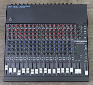Mackie CR1604 Mixer