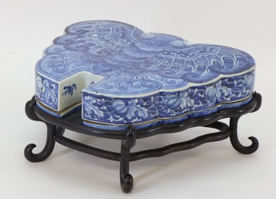 Chinese Porcelain Butterfly Form Sweetmeats Set