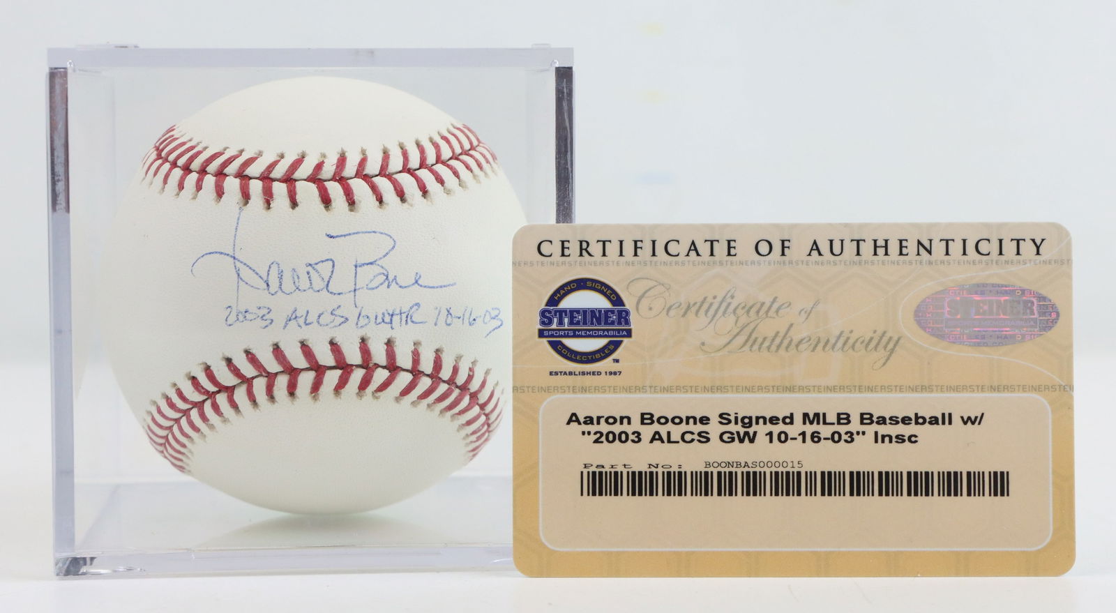 NY Yankee Aaron Boone Autographed Baseball (1 of 8)