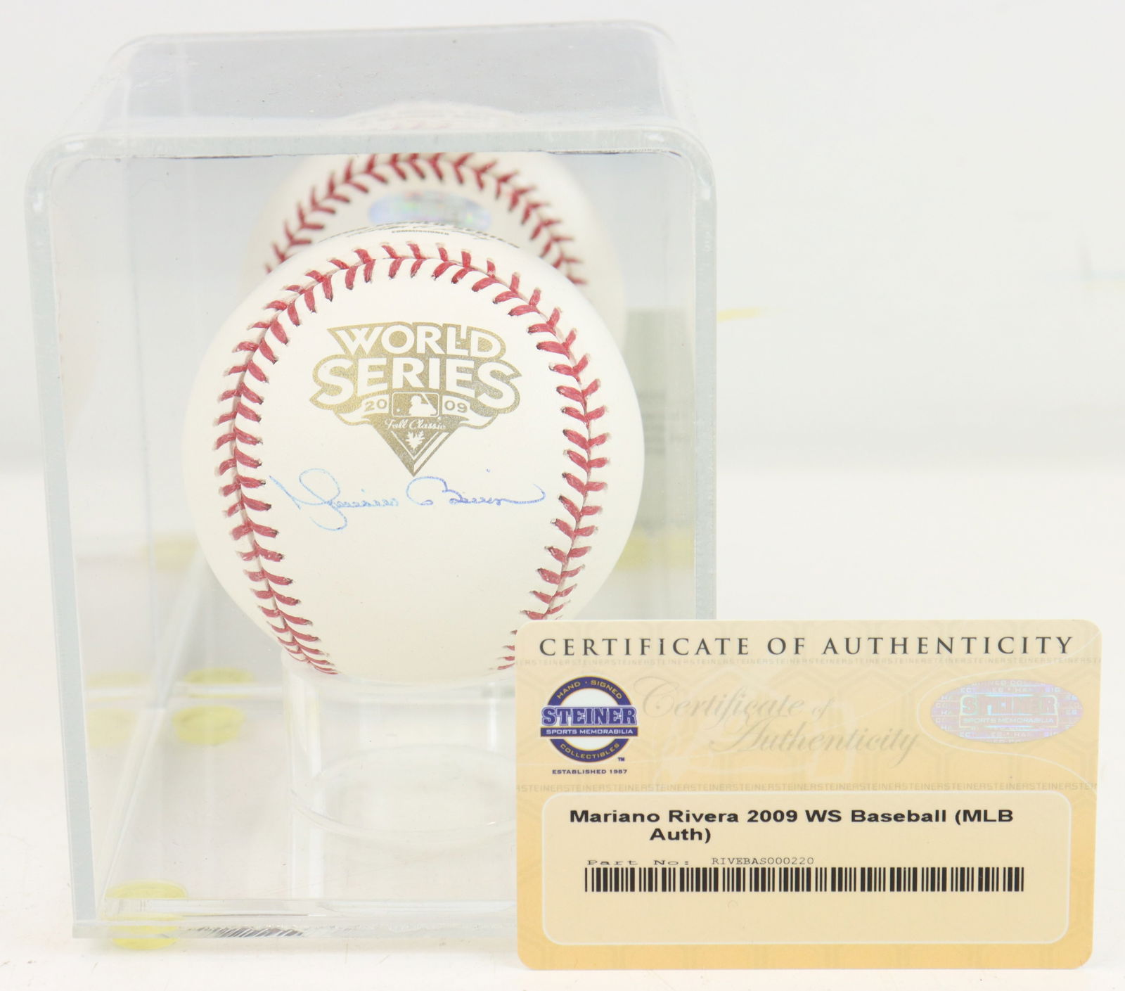 2009 Mariano Riveria Autographed Baseball (1 of 9)