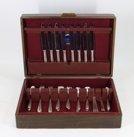 Oneida Heirloom "Heiress" Sterling Silver Flatware Service for 7 With Extras