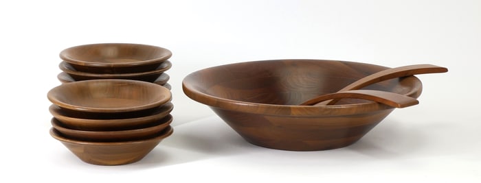 Walnut Salad Serving Set