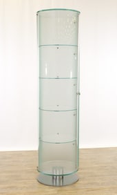 Tulczinsky for Reflex Onis Vitrine