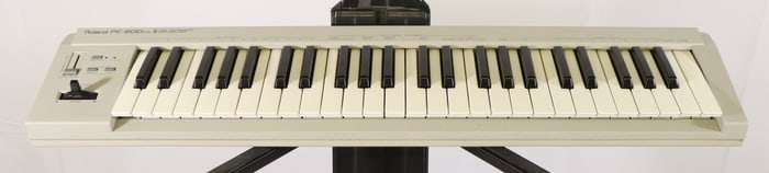 Roland PC-200 MK II MIDI Keyboard Controller with Kaces Case