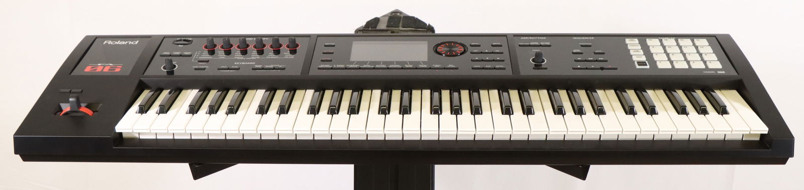 Roland FA-06 Music Workstation Keyboard (1 of 17)
