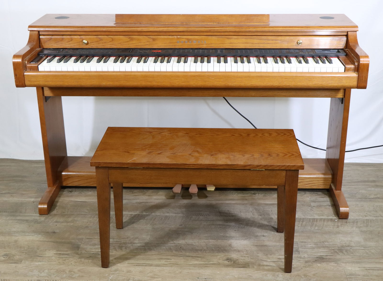 Kurzweil Mark 10W Digital Piano with Bench and Accessories (1 of 18)