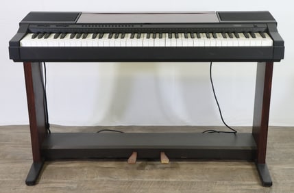 Yamaha Clavinova CVP-5 Digital Piano with Stand and Pedals