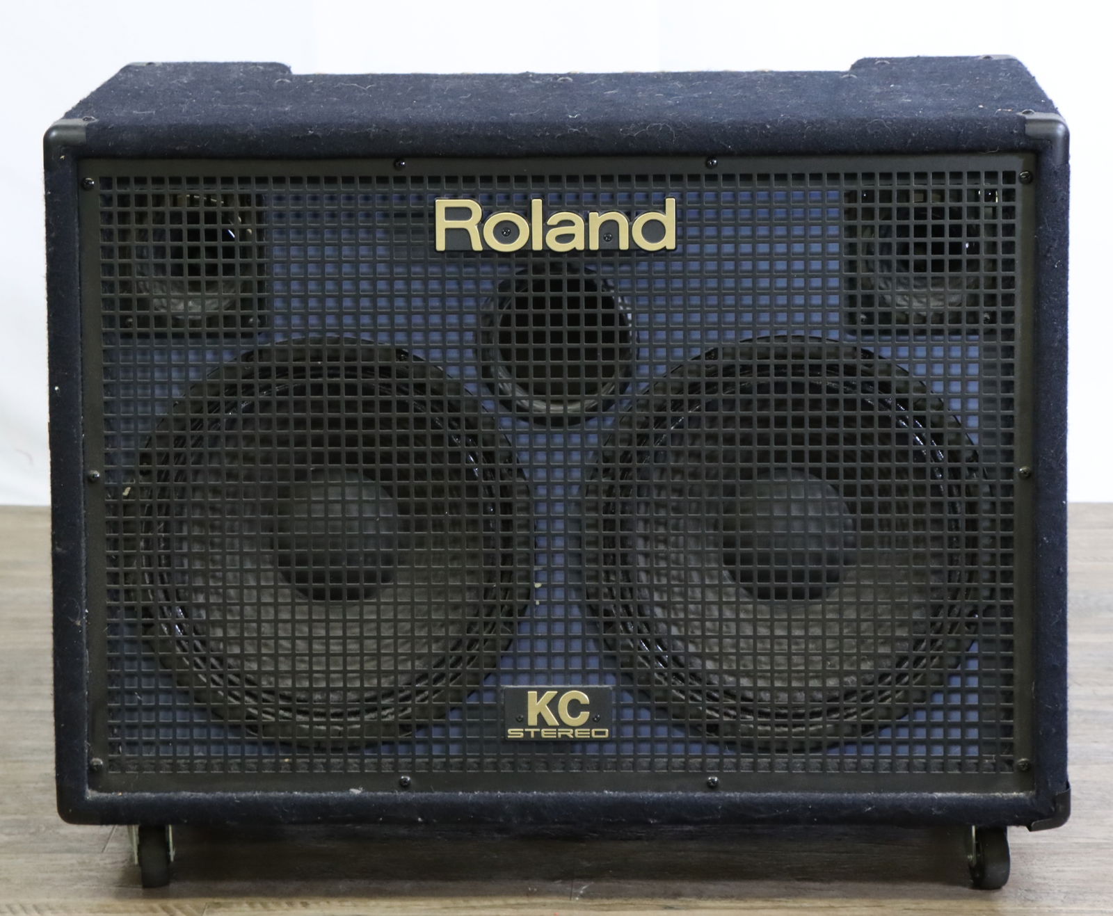 Roland KC-880 Stereo Mixing Keyboard Amplifier (1 of 9)