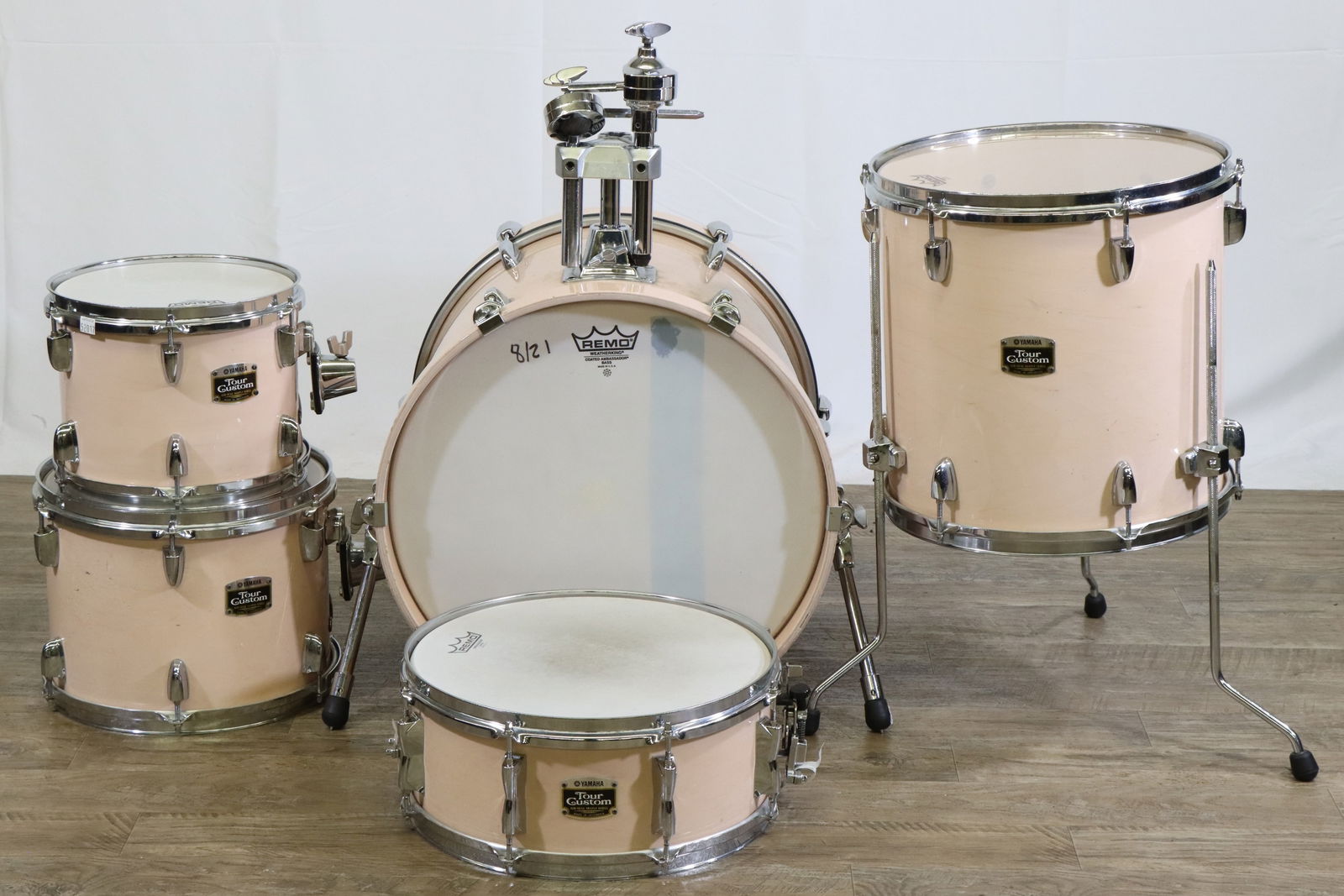 Yamaha Tour Custom 5 Piece Drumset (1 of 14)