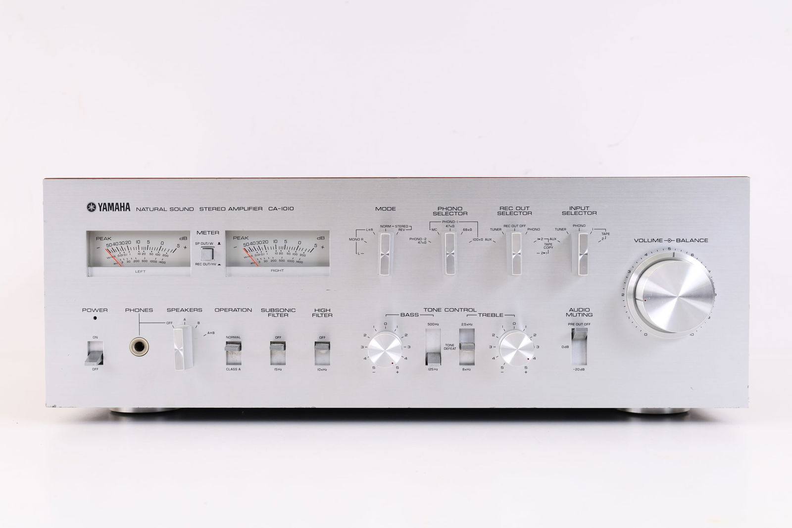 Yamaha CA-1010 Stereo Amplifier (1 of 12)
