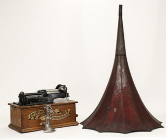 Edison Phonograph with Morning Glory Horn
