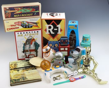 Robot Toys and Boxes