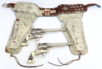 Hubley Cowboy Toy Pistols & Holster