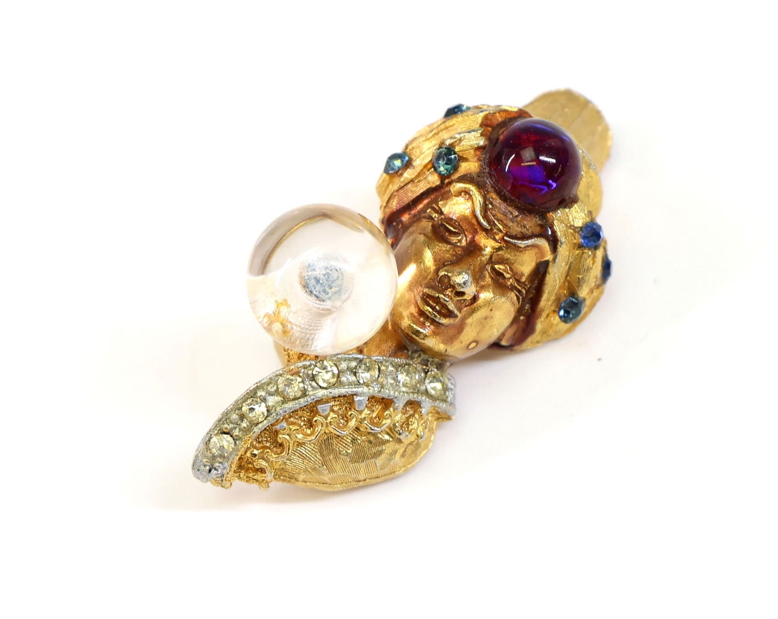 Har Figural Pin (1 of 3)