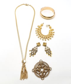 Alva Museum Replicas Jewelry Collection