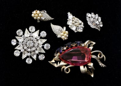 Eisenberg Original Rhinestone and Costume Jewelry Brooch Set