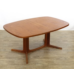 Niels Moller for Gudme Mobelfabrik Dining Table